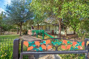 208 Gardenia St, Onalaska, TX 77360 - Photo 32