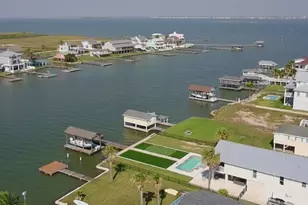 1219 Pilot Ln, Galveston, TX 77554 - Photo 40