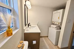 1224 Welch St, Houston, TX 77006 - Photo 12