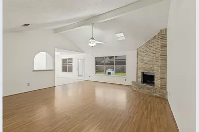 1415 Leadenhall Circle, Channelview, TX 77530 - Photo 6