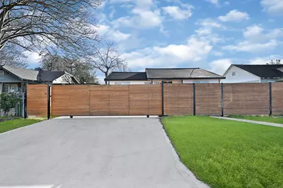 4406 Edison Street, Houston, TX 77009 - Photo 1