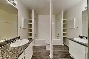 9167 Golden Sunshine Dr, Houston, TX 77064 - Photo 10