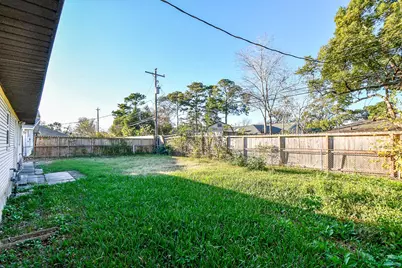 9534 Kerrwood Lane, Houston, TX 77080 - Photo 20