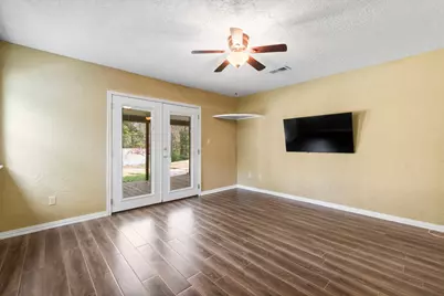 205 Jefferson Davis, Livingston, TX 77351 - Photo 16