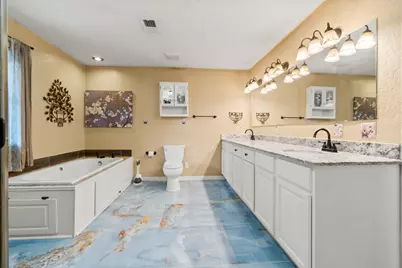 205 Jefferson Davis, Livingston, TX 77351 - Photo 18