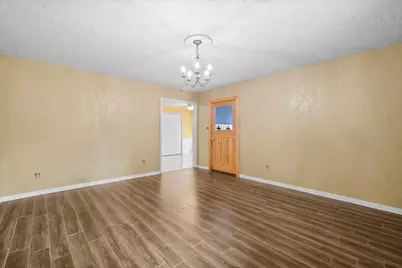 205 Jefferson Davis, Livingston, TX 77351 - Photo 6