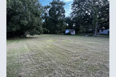 1816 Willow Street, Liberty, TX 77575 - Photo 2