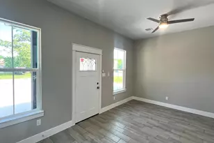 208 Indiana St, South Houston, TX 77587 - Photo 4