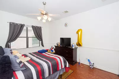9120 Lakes At 610 Drive, Houston, TX 77054 - Photo 20