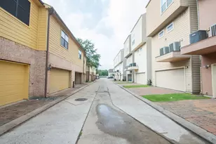 9120 Lakes at 610 Dr, Houston, TX 77054 - Photo 32