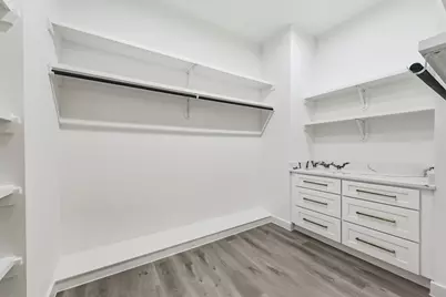 613 Melbourne Street, Houston, TX 77022 - Photo 26