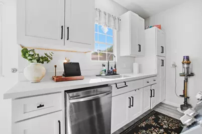 161 Seminole Circle, Onalaska, TX 77360 - Photo 6