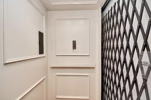 2407 Brazoria St, Houston, TX 77019 - Photo 10