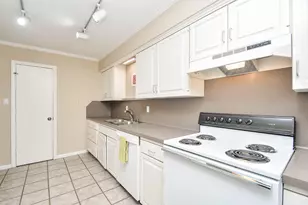 6354 Del Monte Dr, Houston, TX 77057 - Photo 4