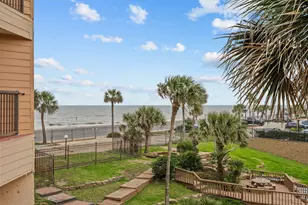 9520 Seawall Blvd, Galveston, TX 77554 - Photo 2