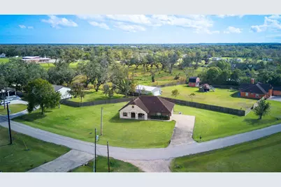 269 County Road 840, Angleton, TX 77515 - Photo 26