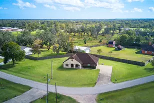 269 County Rd 840, Angleton, TX 77515 - Photo 26