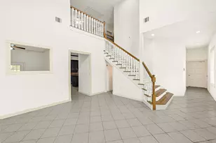 10535 Emnora Ln, Houston, TX 77043 - Photo 4