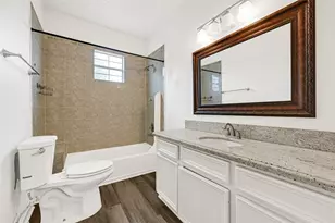 10535 Emnora Ln, Houston, TX 77043 - Photo 16