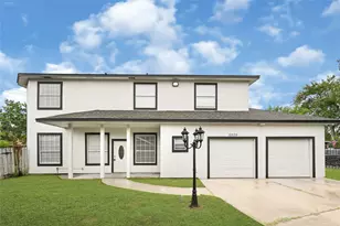 10535 Emnora Ln, Houston, TX 77043 - Photo 2