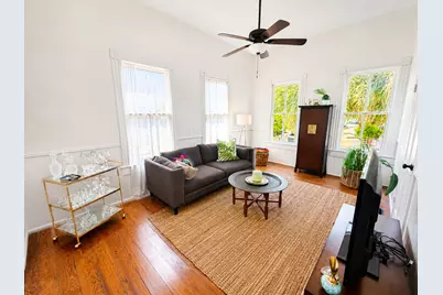 610 14th Street, Galveston, TX 77550 - Photo 2