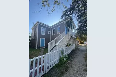 610 14th Street, Galveston, TX 77550 - Photo 1