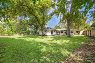 3227 Castlewood St, Houston, TX 77025 - Photo 12