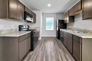 2851 Golf Crest Dr, Wharton, TX 77488 - Photo 1