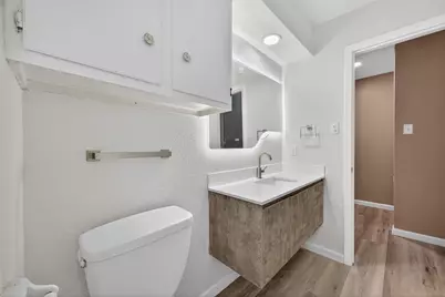6710 Biggs Court, Houston, TX 77061 - Photo 32