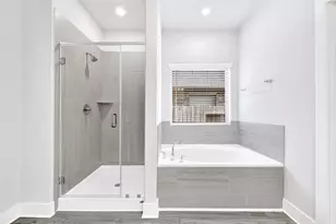 10329 S Goshawk Trl, Conroe, TX 77385 - Photo 22