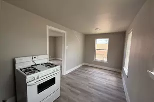 7002 Corsicana St, Houston, TX 77020 - Photo 6