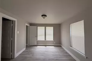 7002 Corsicana St, Houston, TX 77020 - Photo 1