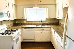 2901 Crane Dr, Pearland, TX 77581 - Photo 6