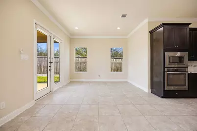 2504 Scarlett Trace, Pearland, TX 77584 - Photo 6