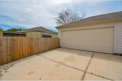 29725 Sullivan Oaks Drive, Spring, TX 77386 - Photo 32
