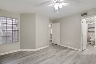 2750 Holly Hall St, Houston, TX 77054 - Photo 12