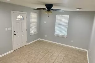 722 E 40th 1/2 St, Houston, TX 77022 - Photo 18