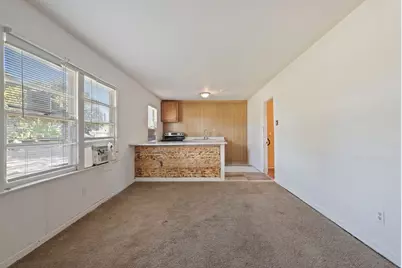 6717 Fairwood Road, Hitchcock, TX 77563 - Photo 6