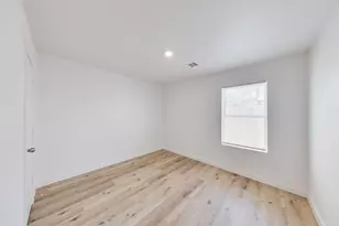 3635 Ward St, Houston, TX 77021 - Photo 22