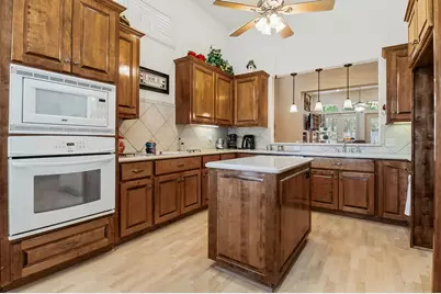 102 Sunshine Lane, Livingston, TX 77351 - Photo 12