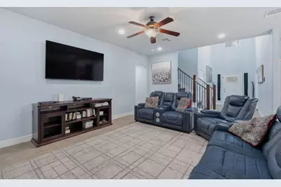 403 Laurel Timbers Drive, Houston, TX 77339 - Photo 8