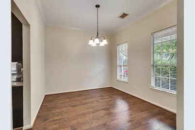 7914 Sinfonia Drive, Houston, TX 77040 - Photo 6