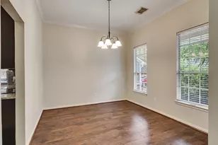 7914 Sinfonia Dr, Houston, TX 77040 - Photo 6