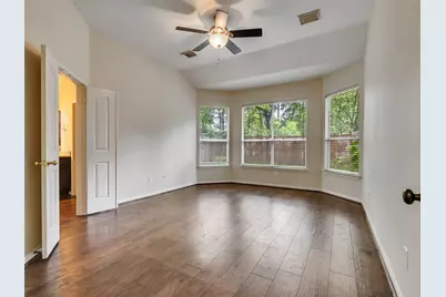 7914 Sinfonia Drive, Houston, TX 77040 - Photo 12