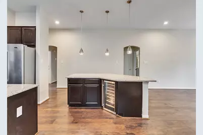 7914 Sinfonia Drive, Houston, TX 77040 - Photo 10