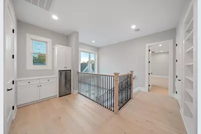 2046 Macarthur Street, Houston, TX 77030 - Photo 16