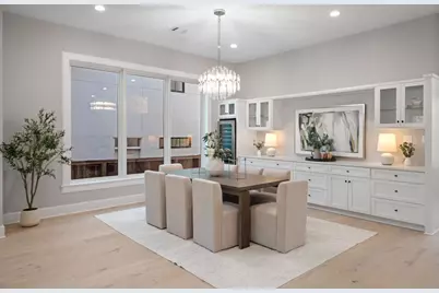 2046 Macarthur Street, Houston, TX 77030 - Photo 4