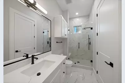 2046 Macarthur Street, Houston, TX 77030 - Photo 28