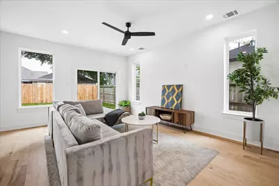 125 N Sidney Street, Houston, TX 77003 - Photo 18