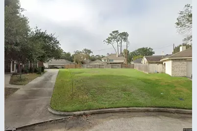 307 N Cypress Estates Circle, Spring, TX 77388 - Photo 2